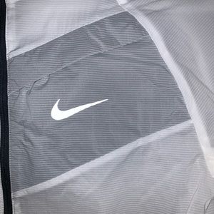 Light Nike runners jacket